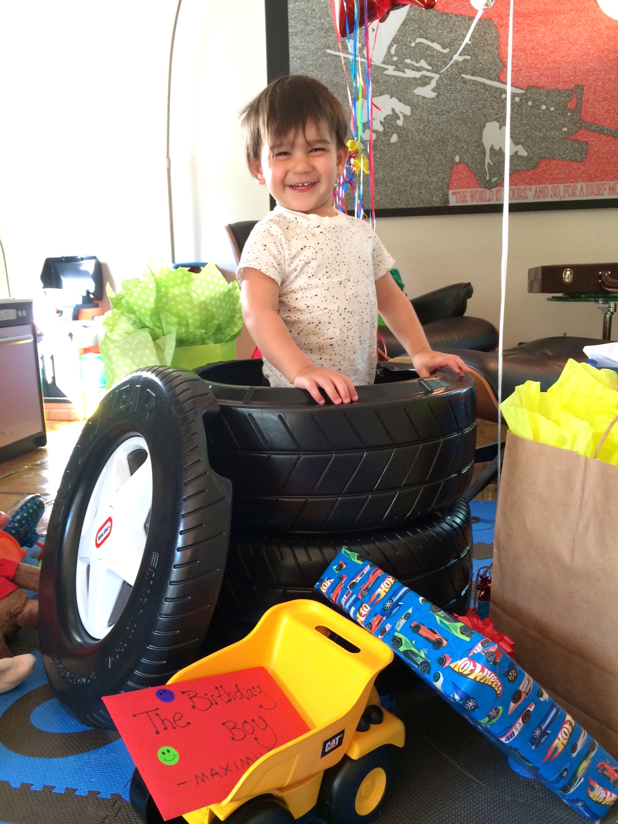 little tikes tire toy chest