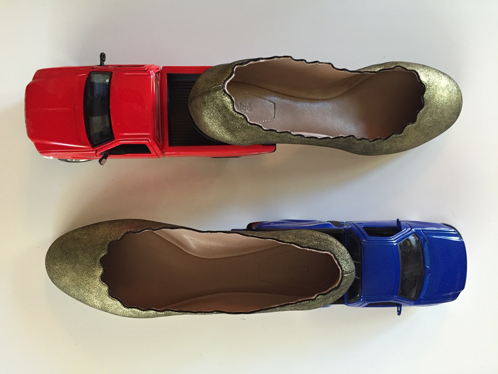 MOMMA LOVES... baby's got flats (shoes, that is) Red Soled Momma